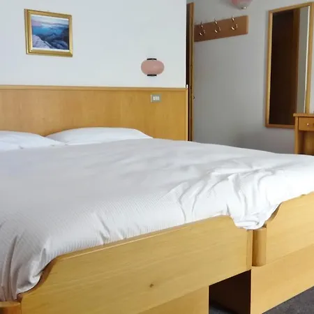 Casa Stefano E Lucia بورمْيو