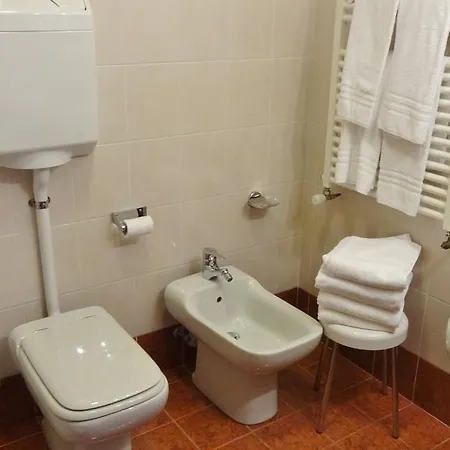 Casa Stefano E Lucia شقة فندقية 3*