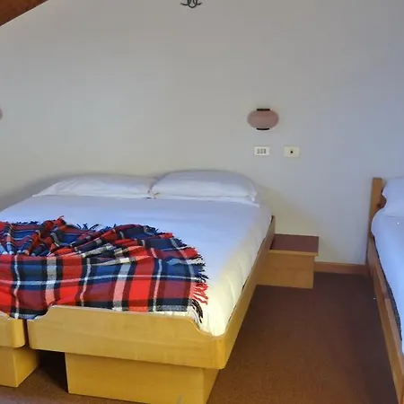 Casa Stefano E Lucia شقة فندقية 3*